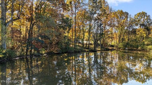 1510 Sequoia Dr, Maryville, TN, 37801-3636 | Card Image