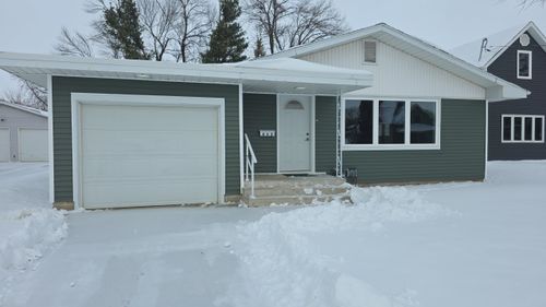 432 W Maple Dr, Hartley, IA, 51346-1363 | Card Image