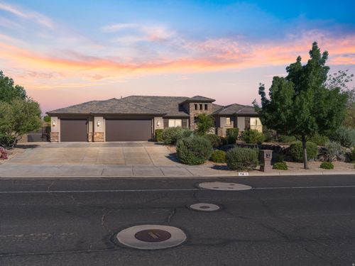 758 N Highland Pkwy, Washington, UT, 84780-2626 | Card Image