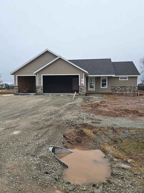 8322 Marlo Avenue, CLAYTON, WI, 54956 | Card Image