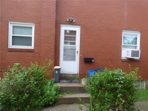 2-41 Charlton St, Pittsburgh, PA, 15205-2201 | Card Image