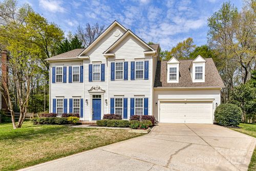 13405 Honeytree Ln, Pineville, NC, 28134-9136 | Card Image
