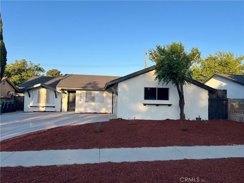38638 Carolside Avenue, Palmdale, CA, 93550 | Card Image