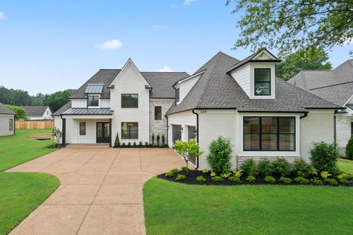 229 Grand Steeple Dr, Collierville, TN, 38017-7168 | Card Image