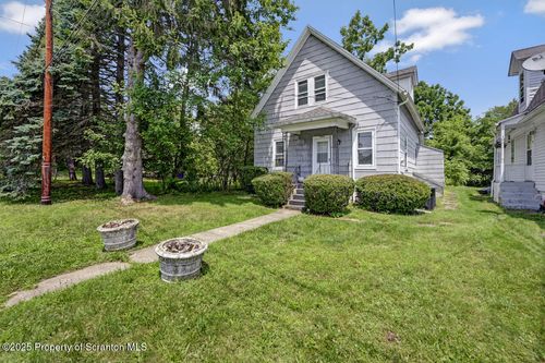 2634 Swetland St, Scranton, PA, 18504-1333 | Card Image