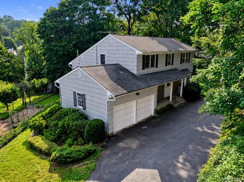 49 E Ridge Ln, Mount Kisco, NY, 10549-3602 | Card Image