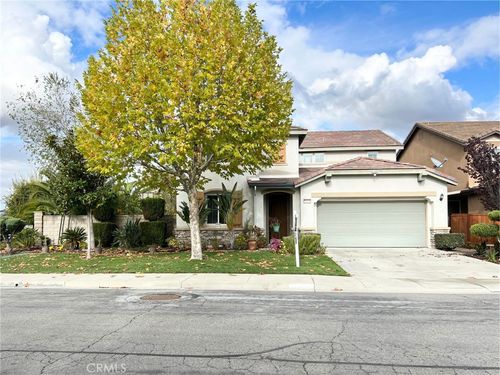 32489 Shadow Canyon Trl, Wildomar, CA, 92595-7518 | Card Image
