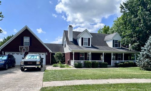 136 General Cleburn Dr, Richmond, KY, 40475-8870 | Card Image