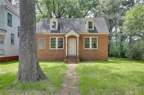 450 Douglas Ave, Portsmouth, VA, 23707-1615 | Card Image