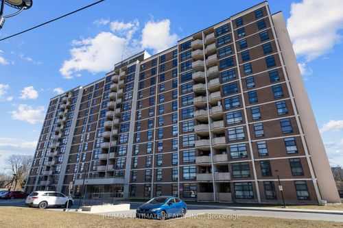 606-345 Driftwood Ave, North York, ON, M3N2P4 | Card Image