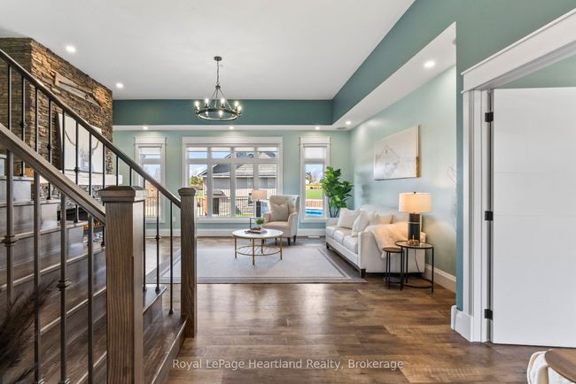 411 Jane St, House other with 7 bedrooms, 3 bathrooms and 10 parking in Palmerston ON | Image 11