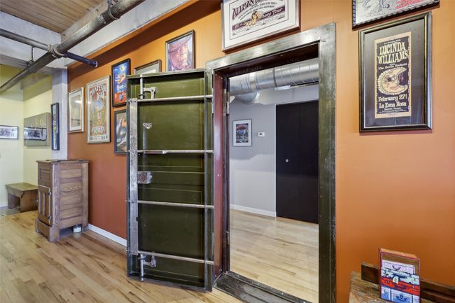 UNIT-407 - 100 Market St, Condo with 2 bedrooms, 2 bathrooms and null parking in Des Moines IA | Image 5