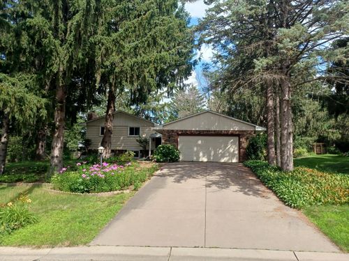 1201 Kenilworth Dr, Woodbury, MN, 55125-2329 | Card Image