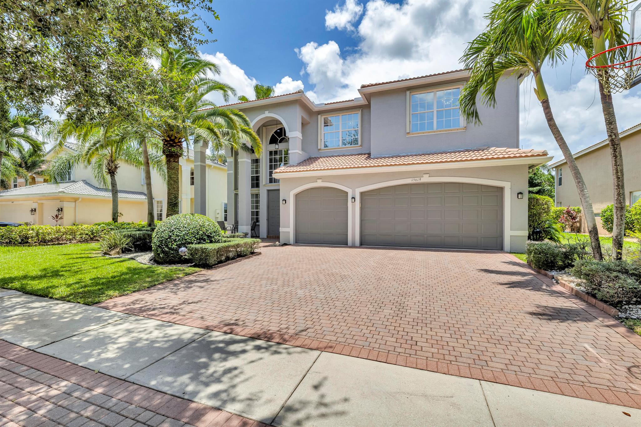 Messina Isle Ct, Delray Beach, FL 33446