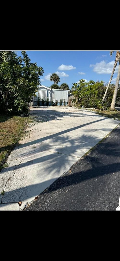 871 Osprey Ln, Hutchinson Island, FL, 34949-8456 | Card Image