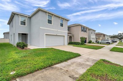 2879 Maiden Grass Isle, House other with 4 bedrooms, 2 bathrooms and null parking in WESLEY CHAPEL FL | Image 1