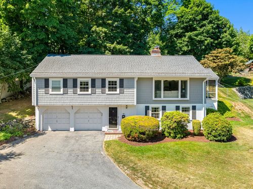 38 Robinhood Rd, Winchester, MA, 01890-3463 | Card Image