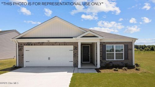 212 Ashwood Rd, Rocky Mount, NC, 27804-4658 | Card Image