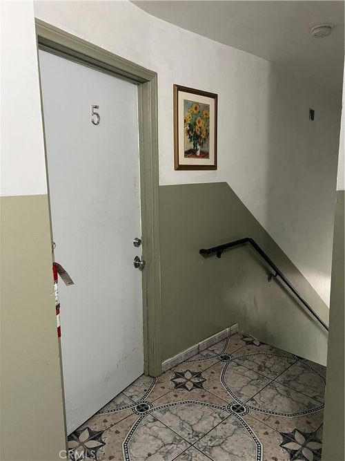 5-6131 Afton Pl, Los Angeles, CA, 90028-8341 | Card Image