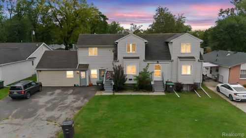 5904 Janet St, Taylor, MI, 48180-1196 | Card Image