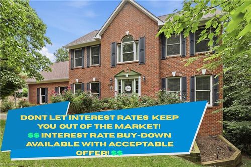 2027 Fairview Cir, Wilkesboro, NC, 28697-9513 | Card Image