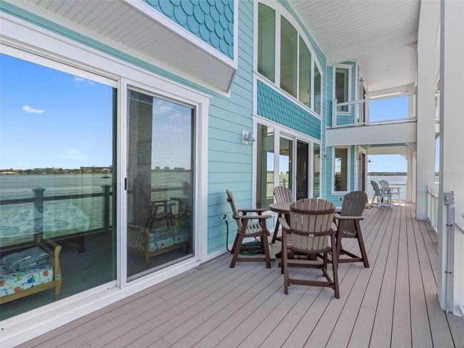 11000 8 Th St E, House other with 4 bedrooms, 5 bathrooms and null parking in Treasure Island FL | Image 27
