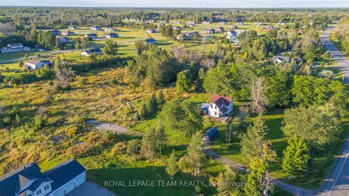 1102 Perth Rd, Smiths Falls, ON, K7A4S7 | Card Image