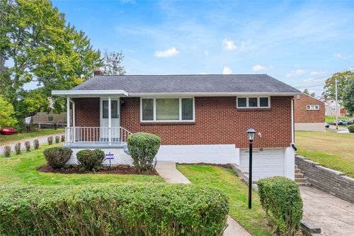 507 Grandview Ave, Carnegie, PA, 15106-2818 | Card Image