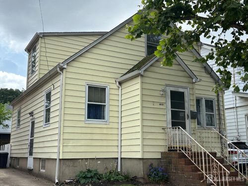 b-88 Lowell St, Carteret, NJ, 07008-2610 | Card Image