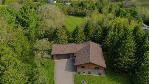 1072 Buck Rdg, Hudson, WI, 54016-7312 | Card Image
