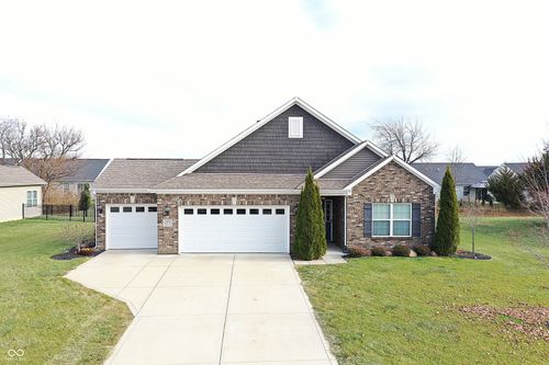 121 Halldale Dr, Whiteland, IN, 46184-7005 | Card Image
