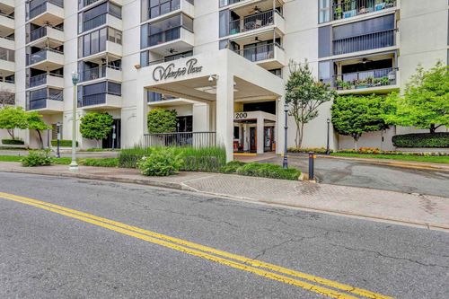 apt-804-200 Wagner Pl, Memphis, TN, 38103-3630 | Card Image