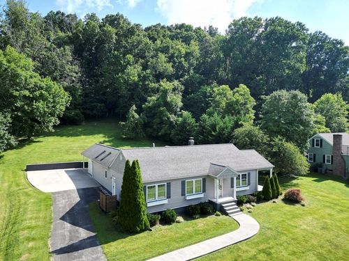 363 Sandalwood Dr, Bristol, VA, 24201-1691 | Card Image