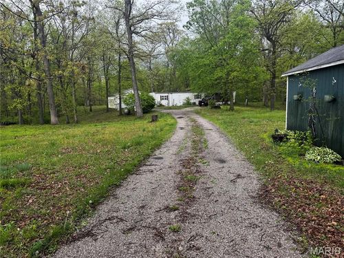 1386 Ski Club Rd, Greenville, IL, 62246-2801 | Card Image