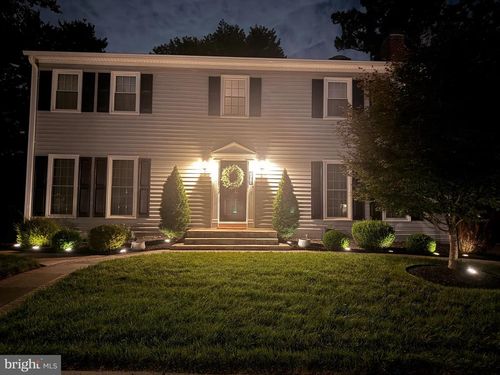 204 Whispering Wind Ct Se, VIENNA, VA, 22180-5818 | Card Image