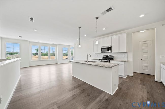 4007 Next Level Trce, Condo with 1 bedrooms, 2 bathrooms and null parking in Midlothian VA | Image 4