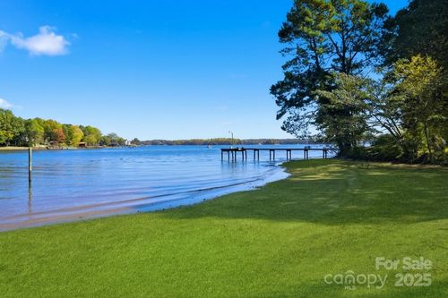 8924 Holdsclaw Rd, Terrell, NC, 28682-9754 | Card Image