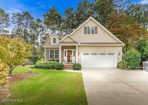 305 Thorne Rd, Pinehurst, NC, 28374-9652 | Card Image