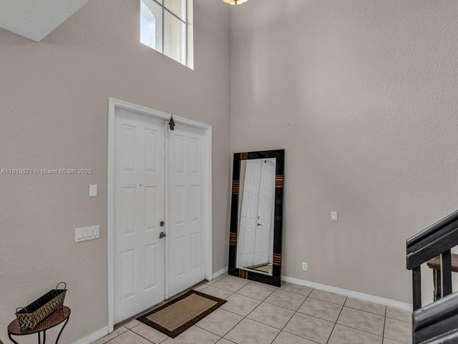 4209 Pinewood Ln, House other with 5 bedrooms, 4 bathrooms and null parking in Weston FL | Image 8