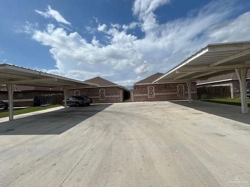 1012 W La Pointe Ave, Alton, TX, 78573-2247 | Card Image
