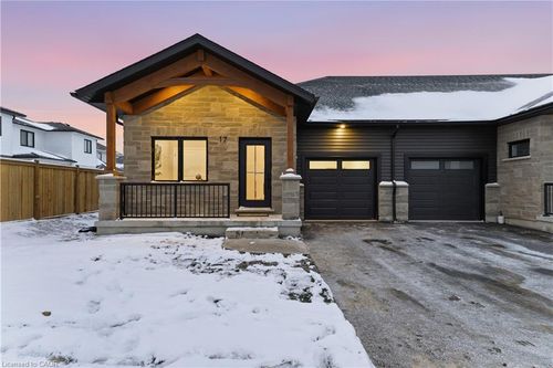 24-29 Weymouth Street, Elmira, ON, N3B0G3 | Card Image