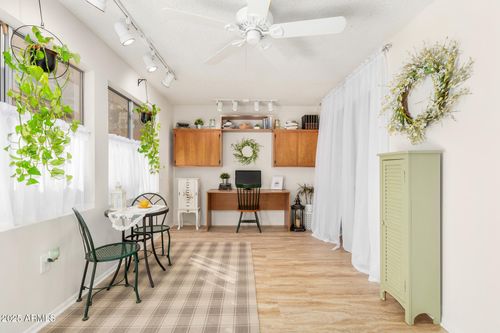 13637 N Del Webb Blvd, Sun City, AZ, 85351-2737 | Card Image