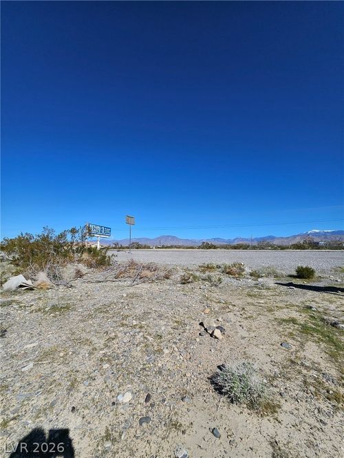 2031 S Ambush St, Pahrump, NV, 89048 | Card Image