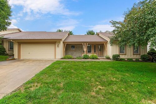 18803 Sunrise Dr, Belton, MO, 64012-9405 | Card Image