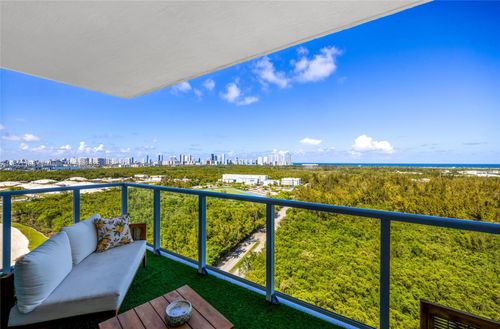 apt-1901-15051 Royal Oaks Ln, North Miami, FL, 33181-2470 | Card Image