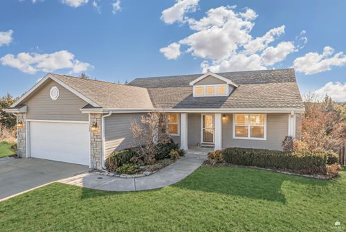 1929 Katie Rose Trl, Junction City, KS, 66441-2260 | Card Image