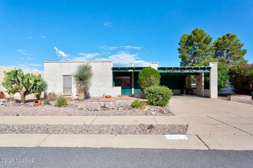 1611 S San Luis, Green Valley, AZ, 85614-1511 | Card Image