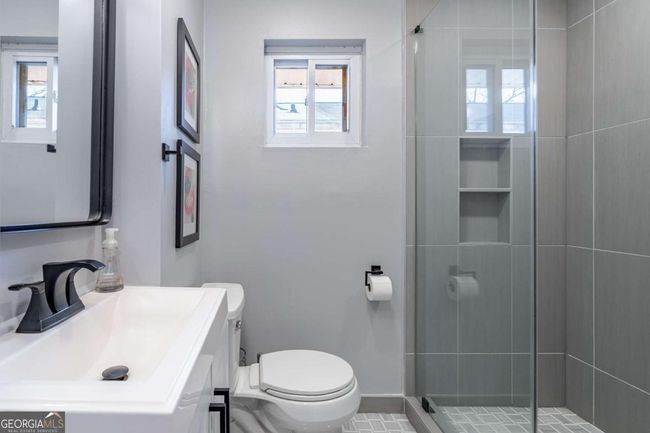 APT-6 - 827 Durant Pl Ne, Condo with 2 bedrooms, 1 bathrooms and 1 parking in Atlanta GA | Image 9