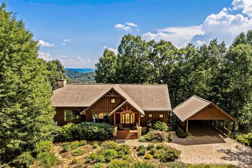 136 Merrills Ridge Rd, Asheville, NC, 28803-8607 | Card Image