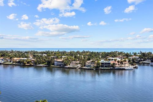 11-h-19667 Turnberry Way, Aventura, FL, 33180-2513 | Card Image